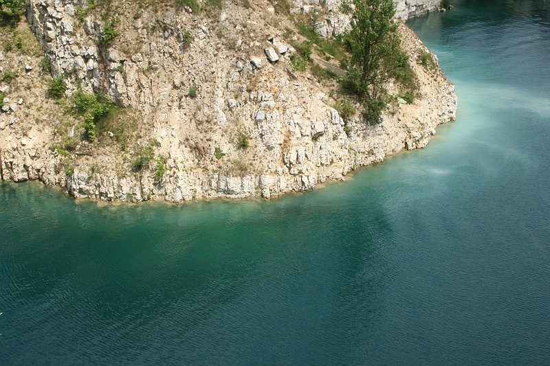 Obraz 181.jpg - Zakrzówek - zalany kamieniołom, który obecnie przekształcił się w malownicze jeziorko